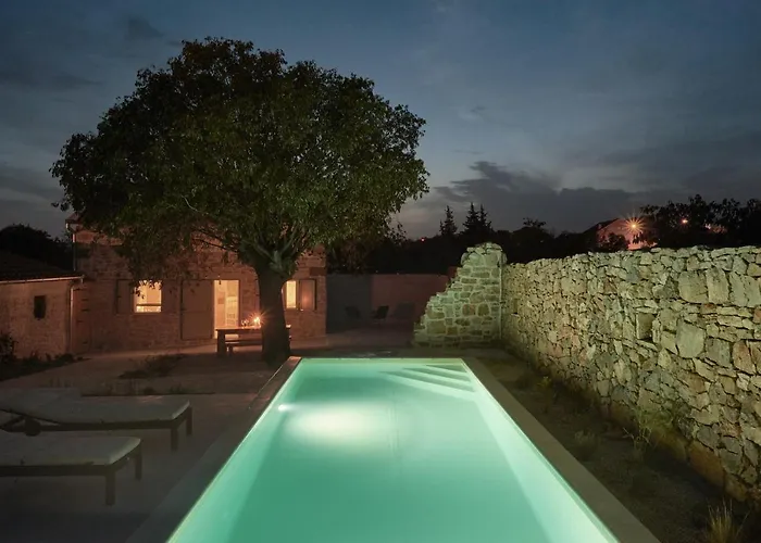 Hébergement de vacances Vasantina Kamena Kucica Mala Cista