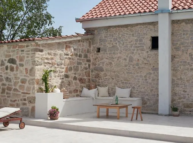 Vasantina Kamena Kucica בית נופש Mala Cista